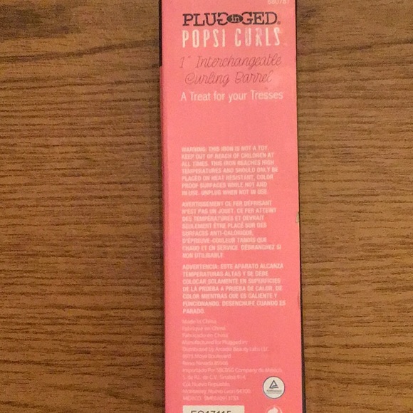 PLUGGED IN 1 Inch interchangeable Curling Barrell - Picture 4 of 4